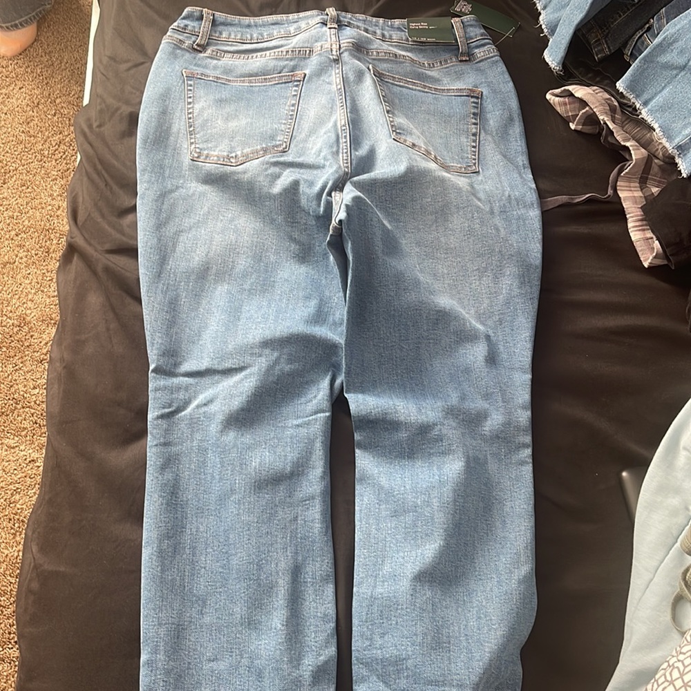Jeans - Picture 8 of 8